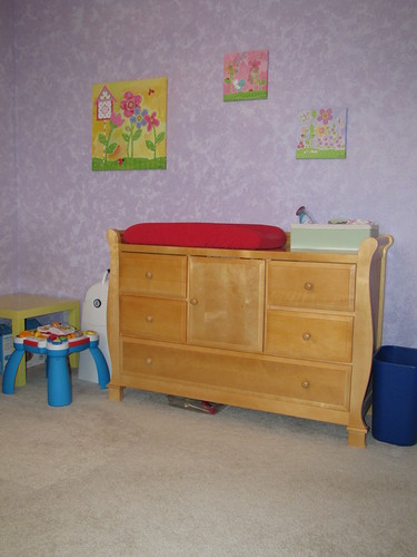 Nadia and Amelie's Rooms