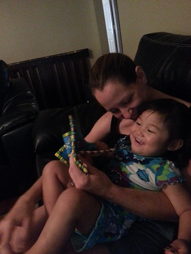 Love this sweet photo of Jen and Dani.